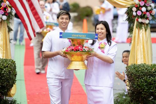 ภาพ No.97875:พิธีทอดกฐินสามัคคี วัดพระธรรมกายจอร์เจีย ประจำปี 2566 วันอาทิตย์ ที่ 12 พฤศจิกายน พ.ศ. 2566 วัดพระธรรมกายจอร์เจีย ประเทศสหรัฐอเมริกา