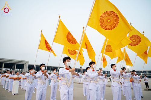 ภาพ No.63114:โครงการอุปสมบทหมู่ บูชาธรรมหลวงพ่อธัมมชโย พ.ศ.2567 ณ ลานธรรม พระมหาธรรมกายเจดีย์ วัดพระธรรมกาย วันที่ 13 เมษายน พ.ศ.2567