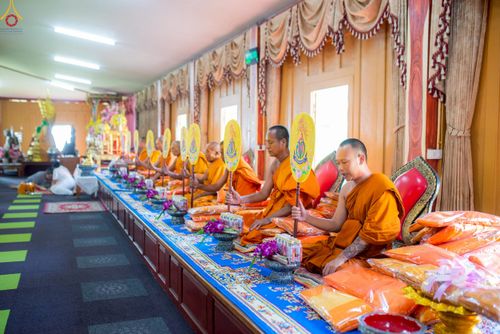 ภาพ No.267797:วันที่ 26 ตุลาคม พ.ศ. 2568 พิธีทอดกฐินสามัคคีทั่วไทย ณ วัดราษฎร์บรรจง อ.วังน้อย จ.พระนครศรีอยุธยา โดยคณะศิษยานุศิษย์ บูชาธรรม 81 ปี หลวงพ่อธัมมชโย