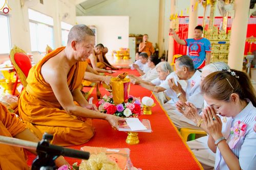 ภาพ No.258485:วันที่ 18 ตุลาคม พ.ศ. 2568 พิธีทอดกฐินสามัคคีทั่วไทย 30,000 วัด โดยคณะศิษยานุศิษย์ บูชาธรรม 81 ปี หลวงพ่อธัมมชโย ณ วัดนิคมซอย25 จังหวัดสระบุรี