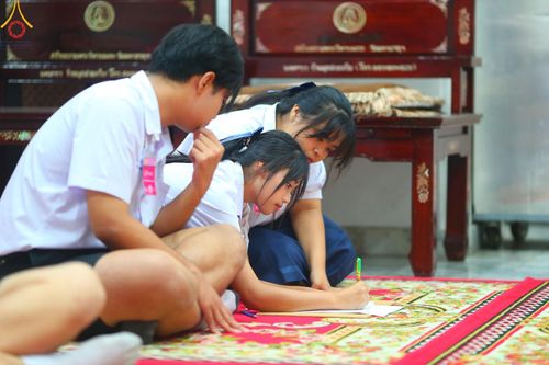 ภาพ No.184875:กิจกรรมวันรวมพลังเด็กดี V-Star ผู้นำฟื้นฟูศีลธรรมโลก กรุงเทพมหานคร ณ วัดมหาธาตุยุวราชรังสฤษฎิ์ราชวรมหาวิหาร กรุงเทพมหานคร ในวันที่ 13 ธันวาคม พ.ศ. 2567