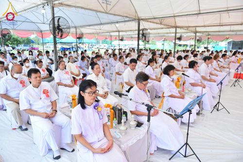 ภาพ No.131485:พิธีทอดผ้าป่ายกค้ำฟ้ามหามงคล อาคาร 80 ปี หลวงพ่อธัมมชโย ณ ศูนย์ปฏิบัติธรรมวิหารแดง ต.เจริญธรรม อ.วิหารแดง จ.สระบุรี วันที่ 17 มีนาคม พ.ศ. 2567