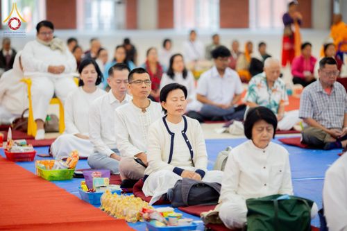 ภาพ No.210169:วันพฤหัสบดีที่ 6 มีนาคม พ.ศ. 2568 ตักบาตรฉลองสามเณรใหม่ โครงการบรรพชาสามเณรท้องถิ่นชาวเนปาล 500 รูป ณ ลุมพินี ประเทศเนปาล