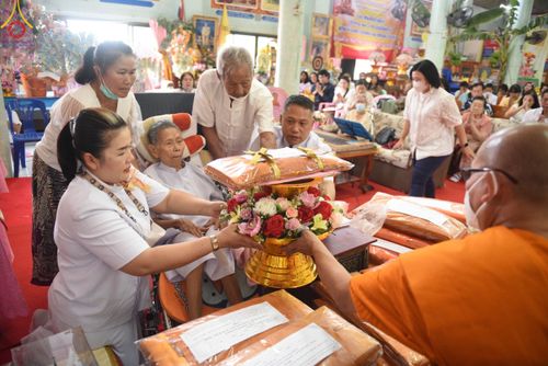 ภาพ No.98924:พิธีทอดกฐินสามัคคีทั่วไทย 5,000 วัด และกฐินเด็กดีวีสตาร์ ณ วัดเขาลาดวนาราม อ.แก่งคอย จ.สระบุรี วันที่ 26 พฤศจิกายน พ.ศ. 2566