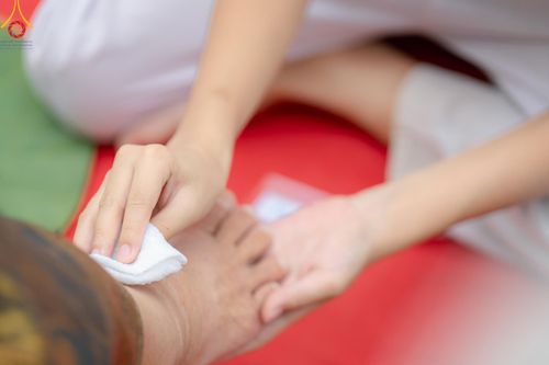 ภาพ No.135023: พิธีบรรพชาสามเณร  พิธีตักบาตรฉลองสามเณรใหม่ วันที่ 1 เมษายน พ.ศ.2567 ในโครงการบรรพชาสามเณรฟื้นฟูพระพุทธศาสนาทั่วไทย ณ ศูนย์ปฏิบัติธรรมแก้วเมืองเลย