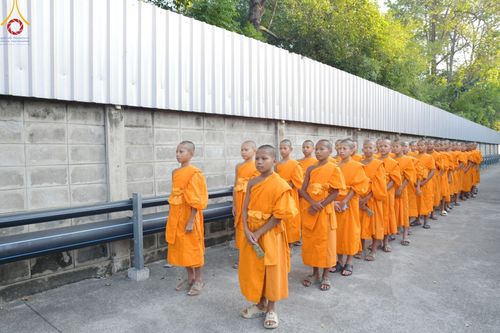 ภาพ No.184762:พิธีถวายภัตตาหารเมนูสวรรค์ "เพื่อการบรรลุธรรม" เนื่องในวาระอายุวัฒนมงคล 84 ปี หลวงพ่อทัตตชีโว วันเสาร์ที่ 21 ธันวาคม พ.ศ. 2567 ณ หอฉันคุณยายอาจารย์ฯ วัดพระธรรมกาย