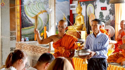 ภาพ No.252397:วันที่ 11 ตุลาคม พ.ศ. 2568 พิธีทอดกฐินสามัคคีทั่วไทย 30,000 วัด โดยคณะศิษยานุศิษย์ บูชาธรรม 81 ปี หลวงพ่อธัมมชโย ณ ที่พักสงฆ์ธรรมเจริญ ต.หงษ์เจริญ อ.ท่าแซะ จ.ชุมพร