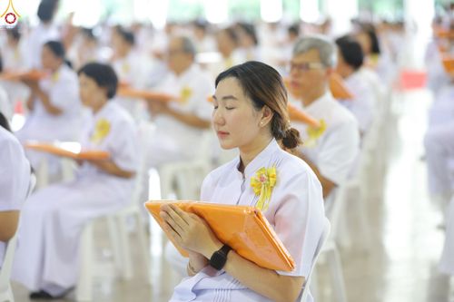 ภาพ No.240667:วันพุธที่ 27 สิงหาคม พ.ศ. 2568 พิธีทอดผ้าป่าเพื่อสร้างอาคาร  82 ปี หลวงพ่อธัมมชโย สมทบกฐินวัดพระธรรมกาย และกฐิน 30,000 วัดทั่วประเทศ ครั้งที่ 1