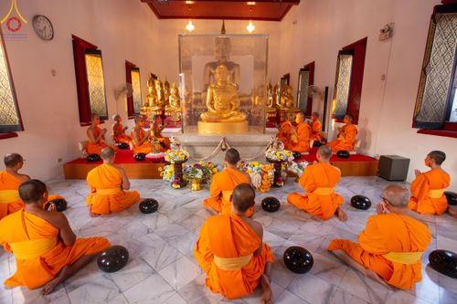 ภาพ No.116013:พิธีตักบาตรพระธรรมยาตรา ณ อนุสรณ์สถานลำดับที่ 4 สถานที่เกิดด้วยกายธรรม วัดโบสถ์(บน) จ.นนทบุรี วันที่ 21 มกราคม พ.ศ. 2567