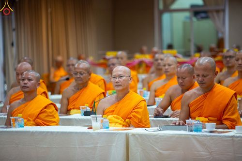 ภาพ No.89696:การประชุมประธานส่งเสริมศีลธรรมจังหวัด และเจ้าอาวาสวัดสาขาทั่วประเทศ โครงการกฐินสามัคคีทั่วไทย 5,000 วัด พุทธศักราช 2566 วันเสาร์ที่ 30 กันยายน พ.ศ 2566 ณ ห้องพุทธางกูร สถาบันพัฒนาเยาวชนโลก