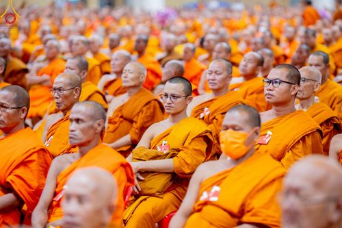 ภาพ No.219511:วันอังคารที่ 22 เมษายน พ.ศ. 2568 สัมมนาสงฆ์ เพื่อความมั่นคงและความเจริญรุ่งเรืองแห่งพระพุทธศาสนา  เนื่องในวันคุ้มครองโลก พิธีถวายมหาสังฆทานแด่คณะสงฆ์ 40,000 กว่าวัดทั่วประเทศ ณ วัดพระธรรมกาย จ.ปทุมธานี