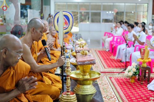 ภาพ No.164191:พิธีทอดกฐินวัดสามพราน จ.นครปฐม ในโครงการกฐินสามัคคีทั่วไทย 30,000 วัด บูชาธรรม 80 ปี หลวงพ่อธัมมชโย โดย คณะศิษยานุศิษย์วัดพระธรรมกาย วันที่ 20 ตุลาคม พ.ศ. 2567