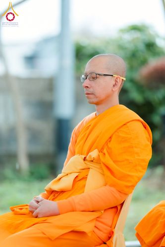 ภาพ No.220857:วันที่ 13 เมษายน พ.ศ. 2568 พิธีโปรยรัตนชาติปฐมเริ่มสถาปนาเจดีย์ และ พิธีเปิดหมู่บ้านปฏิบัติธรรม เพื่อการบรรลุธรรม ณ วัดป่าธรรมกายนานาชาติโทชิหงิ  ประเทศญี่ปุ่น