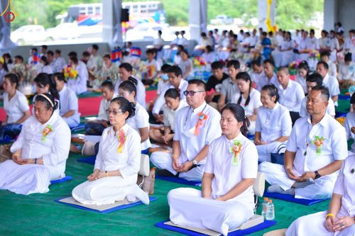 ภาพ No.94041:พิธีทอดกฐินสามัคคี เพื่อสร้างอาคารปฏิบัติธรรม พระมงคลเทพมุนี (สด จนฺทสโร) ณ ธุดงคสถานเขาย้อย ต.สระพัง อ. เขาย้อย จ.เพชรบุรี วันอาทิตย์ที่ 12 พฤศจิกายน พ.ศ. 2566