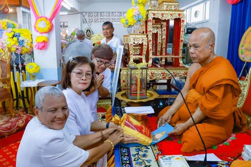 ภาพ No.268616:วันที่ 27 ตุลาคม พ.ศ. 2568 พิธีทอดกฐินสามัคคีทั่วไทย ณ วัดโรงวาส จ.สงขลา โดยคณะศิษยานุศิษย์ บูชาธรรม 81 ปี หลวงพ่อธัมมชโย