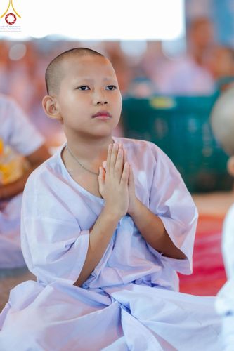 ภาพ No.214565:วันศุกร์ที่ 4 เมษายน พ.ศ.2568 นาคธรรมทายาทตักบาตรพระพี่เลี้ยง ในโครงการบรรพชาสามเณร ฟื้นฟูพระพุทธศาสนาทั่วไทย ณ วิหารคด 22 วัดพระธรรมกาย