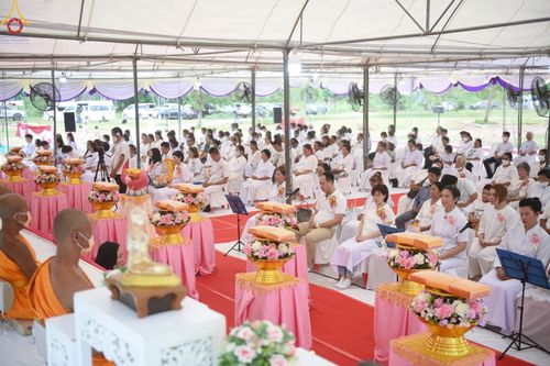 ภาพ No.90925:พิธีวางแผ่นพื้นคอนกรีต บรรจุดวงแก้ว และปฐมรัตนปฐวี ในบ่อมงคลมหาสมบัติ เพื่อสถาปนาอาคาร 80 ปี หลวงพ่อธัมมชโย วันอาทิตย์ที่ 15 ตุลาคม พ.ศ. 2566 ณ ศูนย์ปฎิบัติธรรมวิหารแดง จ.สระบุรี