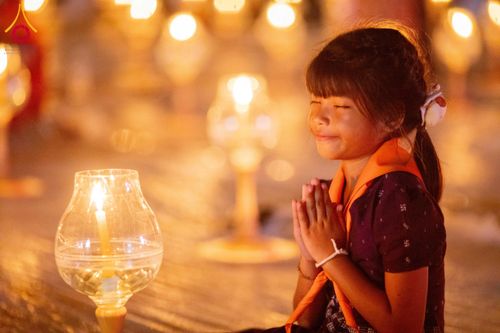 ภาพ No.211699:วันอาทิตย์ที่ 16 มีนาคม พ.ศ. 2568 พิธีจุดประทีปถวายเป็นพุทธบูชา ฉลองปทุมเจดีย์ (เจดีย์พระพุทธเจ้า 5 พระองค์) ณ ศูนย์อบรมเยาวชนปัตตานี