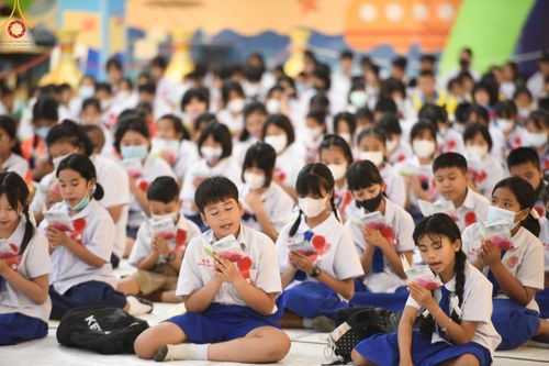 ภาพ No.102304:วันรวมพลังเด็กดี ผู้นำฟื้นฟูศีลธรรมโลก จังหวัดสระบุรี ณ ห้างทวีกิจคอมเพล็กซ์  อ.เมือง จ.สระบุรี วันพุธที่ 13 ธันวาคม พ.ศ. 2566