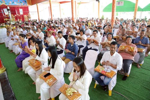 ภาพ No.251196:วันที่ 9 ตุลาคม พ.ศ. 2568 พิธีทอดกฐินสามัคคีทั่วไทย 30,000 วัด โดยคณะศิษยานุศิษย์ บูชาธรรม 81 ปี หลวงพ่อธัมมชโย ณ วัดถ้ำห้วยกลาง ตำบลเขาทะลุ อำเภอสวี จังหวัดชุมพร