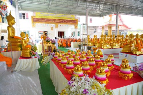 ภาพ No.186390:พิธีบรรจุพระบรมสารีริกธาตุ และพิธีพุทธาภิเษกองค์พระประธาน 150 องค์  ส่งประดิษฐาน ณ ดินแดนพุทธภูมิ อินเดีย-เนปาล ณ วัดประยูรธรรมาราม อ.ลำลูกกา จ.ปทุมธานี วันอาทิตย์ที่ 15 ธันวาคม พ.ศ. 2567