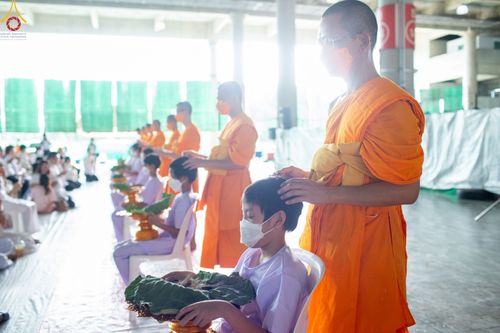 ภาพ No.83764:พิธีตัดปอยผมและปลงผม ในโครงการบรรพชาสามเณร ธรรมทายาทรุ่นโรงเรียนนานาชาติ ณ วัดพระธรรมกาย วันเสาร์ที่ 15 กรกฎาคม พ.ศ.2566