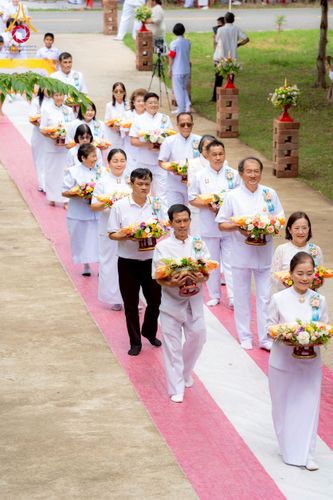 ภาพ No.255005:วันที่ 15 ตุลาคม พ.ศ. 2568 พิธีทอดกฐินสามัคคีประจำปี 2568 บูชาธรรม 81 ปี หลวงพ่อธัมมชโย ณ ศูนย์อบรมเยาวชนกาญจนบุรี