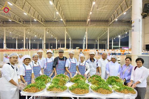 ภาพ No.120581:พิธีถวายภัตตาหารเป็นสังฆทาน แด่คณะพระธรรมยาตรา ปีที่ 12 วันที่ 29 มกราคม พ.ศ. 2567 ณ สภาธรรมกายสากล วัดพระธรรมกาย