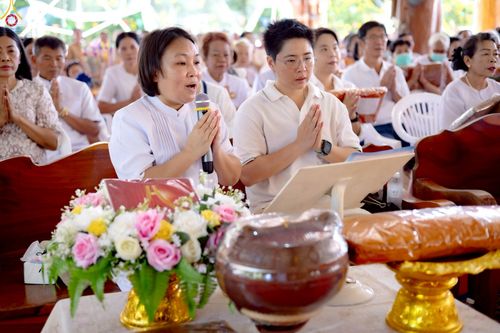 ภาพ No.257672:วันที่ 18 ตุลาคม พ.ศ. 2568 พิธีทอดกฐินสามัคคีทั่วไทย 30,000 วัด โดยคณะศิษยานุศิษย์ บูชาธรรม 81 ปี หลวงพ่อธัมมชโย ณ วัดหัวหิน บ้านสะอาด อ.เมือง จ.ขอนแก่น