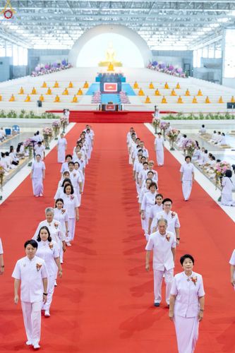 ภาพ No.233931:วันอาทิตย์ที่ 20 กรกฎาคม พ.ศ.2568 พิธีจุดเทียนใจ ไฟนิรันด์ อนันตชัย วัดพระธรรมกาย