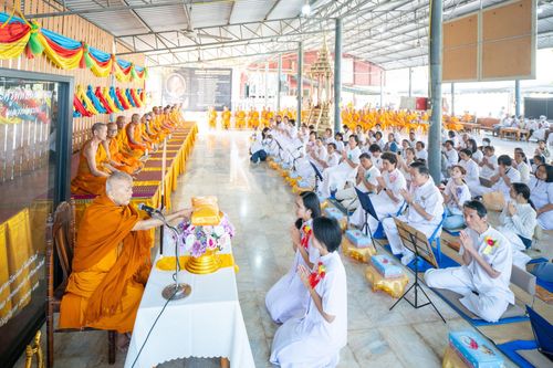 ภาพ No.189322:พิธีทอดผ้าป่าทำนุบำรุงศาสนสถาน ในโครงการธรรมยาตรา กตัญญูบูชา มหาปูชนียาจารย์ พระมงคลเทพมุนี(สด จนฺทสโร) พระผู้ปราบมาร อนุสรณ์สถาน 7 แห่ง ปีที่ 13 ณ วัดใหม่นพรัตน์  ต.เนินพระปรางค์ อ.สองพี่น้อง จ.สุพรรณบุรี วันที่ 5 มกราคม พ.ศ. 2568