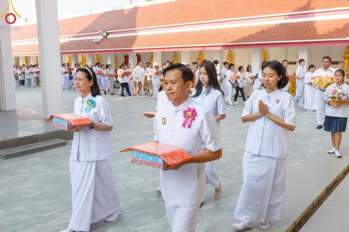 ภาพ No.189582:พิธีทอดผ้าป่าทำนุบำรุงศาสนสถาน ในโครงการธรรมยาตรา กตัญญูบูชา มหาปูชนียาจารย์ พระมงคลเทพมุนี(สด จนฺทสโร) พระผู้ปราบมาร อนุสรณ์สถาน 7 แห่ง ปีที่ 13 ณ วัดสองพี่น้อง ต.ต้นตาล อ.สองพี่น้อง จ.สุพรรณบุรี วันที่ 5 มกราคม พ.ศ. 2568