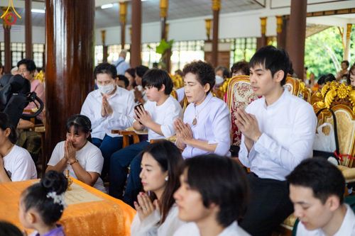 ภาพ No.165980:พิธีทอดกฐิน ณ วัดท่าเรือ ต.ท่าเรือ อ.ท่ามะกา จ.กาญจนบุรี ในโครงการกฐินสามัคคีทั่วไทย 30,000 วัด บูชาธรรม 80 ปี หลวงพ่อธัมมชโย โดยคณะศิษยานุศิษย์วัดพระธรรมกาย วันที่ 20 ตุลาคม พ.ศ. 2567