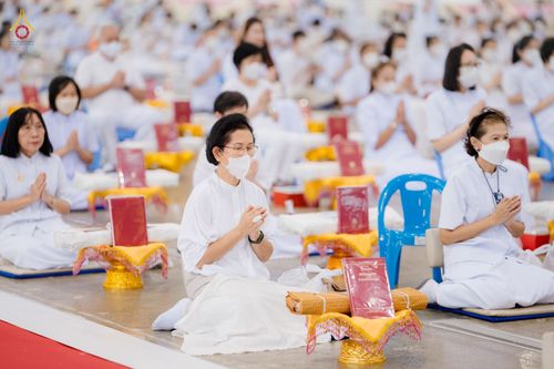 ภาพ No.80530:พิธีถวายทุนสนับสนุนการสร้าง พระไตรปิฎกฉบับธรรมชัย วันเสาร์ที่ 29 เมษายน พ.ศ. 2566 ณ สภาธรรมกายสากล วัดพระธรรมกาย