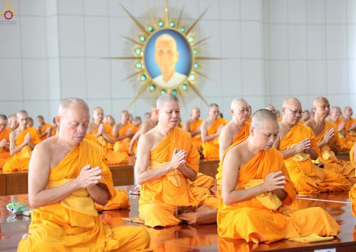 ภาพ No.226921:วันเสาร์ที่ 31 พฤษภาคม พ.ศ. 2568 พิธีถวายภัตตาหารเมนูสวรรค์ "เพื่อการบรรลุธรรม" ณ หอฉันคุณยายอาจารย์ วัดพระธรรมกาย