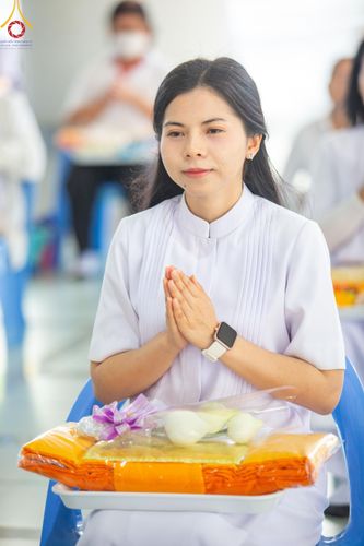 ภาพ No.115552:พิธีเจริญพระพุทธมนต์ และถวายภัตตาหาร ในวาระครบ 115 ปี วันคล้ายวันเกิด คุณยายอาจารย์ มหารัตนอุบาสิกาจันทน์ ขนนกยูง (ผู้ให้กำเนิดวัดพระธรรมกาย) วันศุกร์ที่ 19 มกราคม พ.ศ. 2567 ณ หอฉันคุณยายอาจารย์ วัดพระธรรมกาย