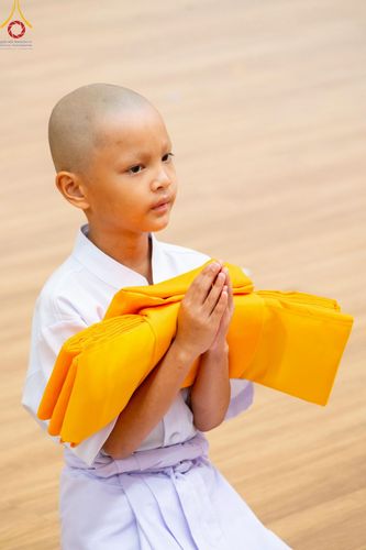 ภาพ No.215781:วันเสาร์ที่ 5 เมษายน พ.ศ. 2568 พิธีขอบรรพชา พิธีขอสรณคมน์และศีล  พิธีขอนิสสัย พิธีถวายบาตร ในโครงการบรรพชาสามเณรฟื้นฟูพระพุทธศาสนาทั่วไทย , โครงการหน่อแก้วเปรียญธรรม รุ่นที่ 13 ,  โครงการสามเณรยุวธรรมทายาท รุ่นที่ 33 , โครงการสามเณรมัชฌิมธรรมทายาท รุ่นที