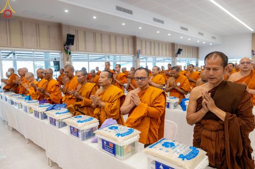 ภาพ No.123891:พิธีถวายสังฆทาน 323 วัด 4 จังหวัดชายแดนภาคใต้ ครั้งที่ 166 ณ ศูนย์ปฏิบัติธรรมภาคใต้ อ.บางกล่ำ จ.สงขลา วันเสาร์ที่ 17 กุมภาพันธ์ พ.ศ. 2567