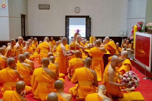 ภาพ No.250645:วันอังคารที่ 7 ตุลาคม พ.ศ. 2568 พิธีมหาปวารณาออกพรรษา ณ โบสถ์พระไตรปิฎก วัดพระธรรมกาย