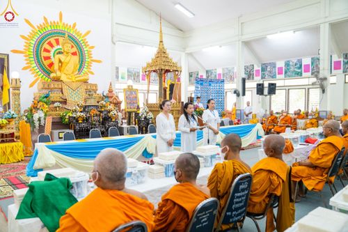 ภาพ No.87321:พิธีถวายสังฆทาน 323 วัด 4 จังหวัดชายแดนภาคใต้  ปีที่ 19 ครั้งที่ 165 พิธีมอบกองทุนหนุนแรงใจช่วยครูใต้  ปีที่ 16 ครั้งที่ 130 และพิธีทำบุญอุทิศส่วนกุศลให้ผู้วายชนม์ ณ วัดพุทธภูมิ อ.เมือง จ.ยะลา วันเสาร์ที่ 9 กันยายน พ.ศ. 2566