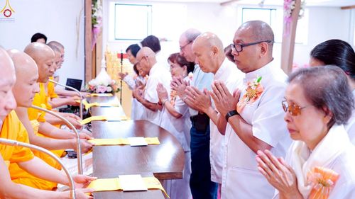 ภาพ No.239688:วันอาทิตย์ ที่ 17 สิงหาคม พ.ศ. 2568 พิธีทอดผ้าป่าฉลองครบรอบ 27 ปี วัดพระธรรมกายซีแอตเติล รัฐวอชิงตัน ประเทศสหรัฐอเมริกา