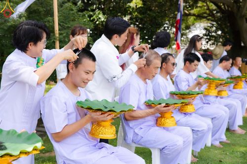 ภาพ No.147436:พิธีตัดปอยผม ขอขมา มอบบาตร ผ้าไตร โครงการปฐมอุปสมบท สมโภชอุโบสถ บูชาธรรม 80 ปี หลวงพ่อธัมมชโย ณ วัดพระธรรมกายโทชิหงิ ประเทศญี่ปุ่น วันพฤหัสบดีที่ 8 สิงหาคม พ.ศ. 2567