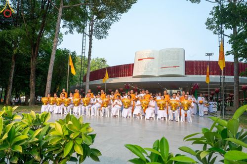 ภาพ No.136284:พิธีอุปสมบทสามเณรเตรียมสถาบันธรรมชัย รุ่นที่ 21 ณ โบสถ์พระไตรปิฏก วัดพระธรรมกาย วันเสาร์ที่ 4 พฤษภาคม พ.ศ.2567