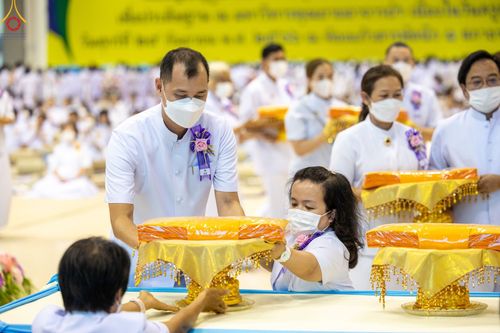 ภาพ No.88959:พิธีทอดผ้าป่าสมทบกฐินครั้งที่ 2 วันศุกร์ที่ 29 กันยายน พ.ศ. 2566 วันเพ็ญขึ้น 15 ค่ำ เดือน 10 ณ ห้องแก้วสารพัดนึก 1 วัดพระธรรมกาย