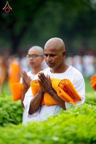 ภาพ No.231052:วันที่ 1 กรกฎาคม พ.ศ. 2568 โครงการบรรพชาสามเณร 300 รูป ถวายเป็นพุทธบูชา  วันอาสาฬหบูชา ณ จุดกำเนิดพระรัตนตรัย  ต้นแหล่งธัมมจักกัปปวัตตนสูตร เมืองพาราณสี  สารนาถ ประเทศอินเดีย