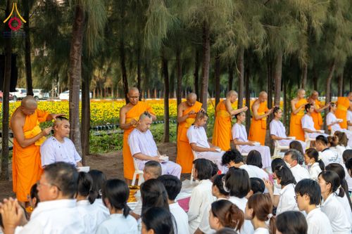 ภาพ No.135315:พิธีปลงผม ธรรมทายาท ระดับอุดมศึกษา รุ่นที่ 51 ภาคฤดูร้อน ณ วัดพระธรรมกาย จ.ปทุมธานี วันเสาร์ที่ 6 เมษายน พ.ศ. 2567