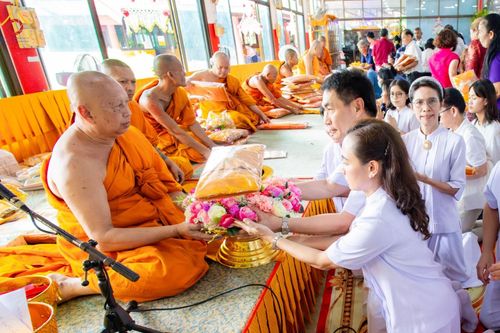 ภาพ No.163335:โครงการกฐินสามัคคีทั่วไทย 30,000 วัด บูชาธรรม 80 ปี หลวงพ่อธัมมชโย โดย คณะศิษยานุศิษย์วัดพระธรรมกาย ณ วัดโสภณาราม อ.ลำลูกกา จ.ปทุมธานี วันที่ 19 ตุลาคม พ.ศ. 2567