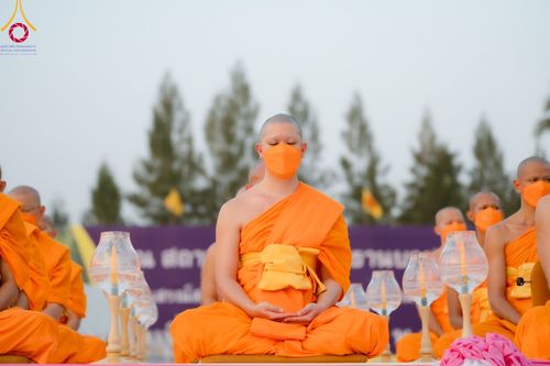 ภาพ No.109583:พิธีจุดประทีปถวายเป็นพุทธบูชา และบูชาธรรมมหาปูชนียาจารย์ วันที่ 10 มกราคม พ.ศ. 2567 ณ อนุสรณ์สถานคลองบางนางแท่น อ.สามพราน จ.นครปฐม