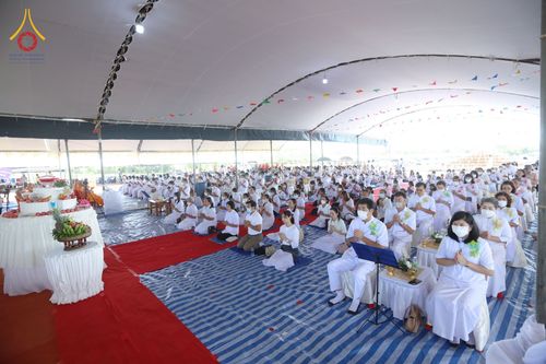 ภาพ No.76202:พิธีกลั่นแผ่นดินสร้างมหาเจดีย์ปัตตานี , พิธีตักบาตรแด่พระภิกษุสงฆ์ 159 รูป ,  พิธีทอดผ้าป่า , พิธีโปรยรัตนชาติ ,  พิธีจุดประทีปถวายเป็นพุทธบูชา ณ ศูนย์อบรมเยาวชนปัตตานี จ.ปัตตานี วันอาทิตย์ที่ 5 กุมภาพันธ์ พ.ศ.2566