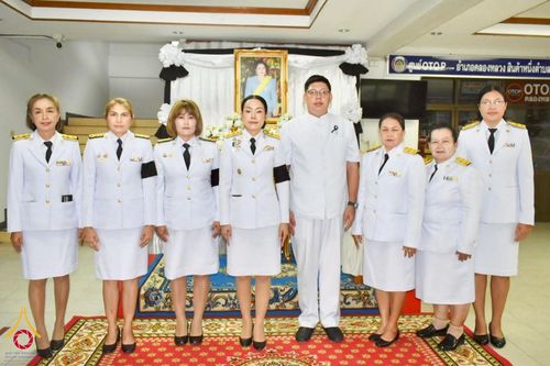 ภาพ No.260900:อำเภอคลองหลวง จัดพิธีสรงน้ำพระบรมศพ สมเด็จพระนางเจ้าสิริกิติ์ พระบรมราชินีนาถ พระบรมราชชนนีพันปีหลวง  ด้วยสำนึกในพระมหากรุณาธิคุณตราบนิจนิรันดร์ วันที่ 26 ตุลาคม พ.ศ. 2568 เวลา 09.30 น. ณ ที่ว่าการอำเภอคลองหลวง จังหวัดปทุมธานี